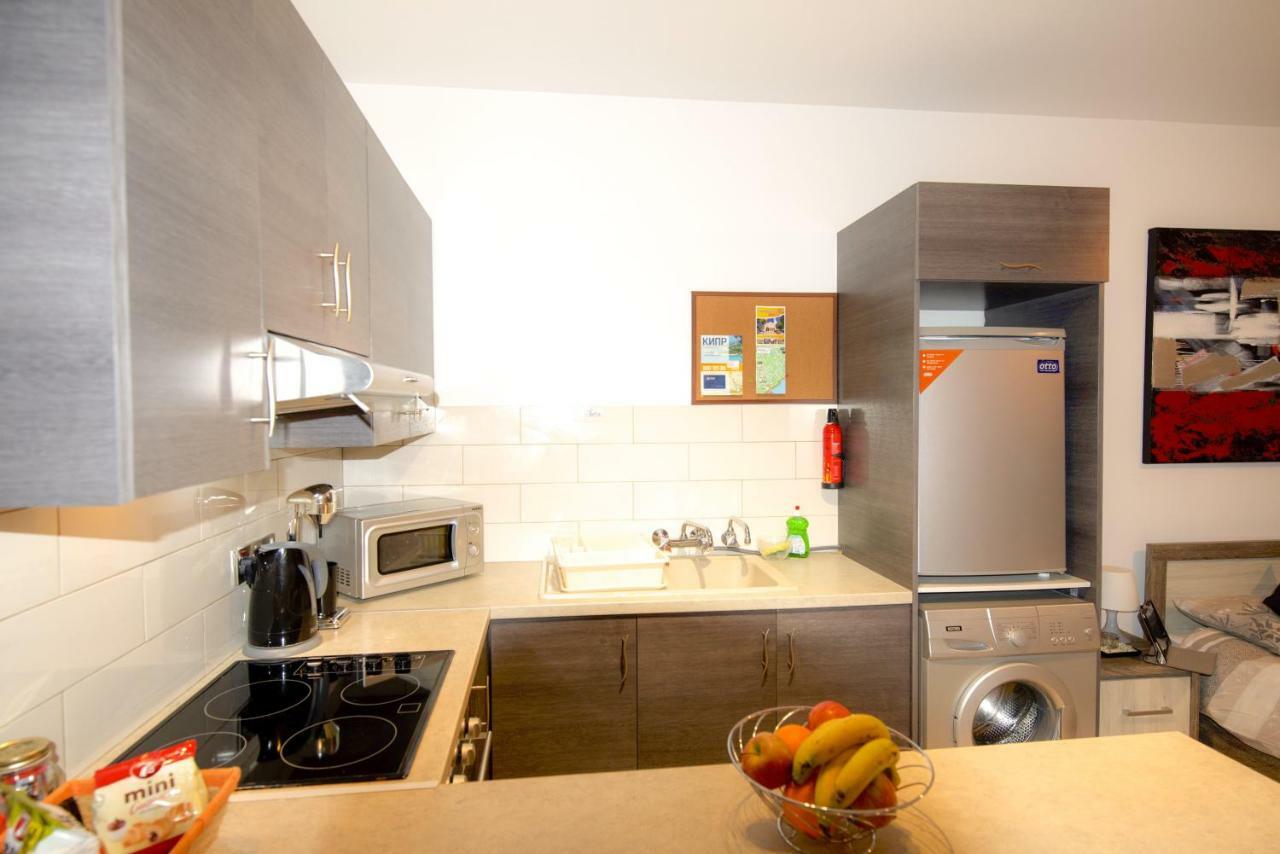 Green Valley Modern Studio Limasol Dış mekan fotoğraf