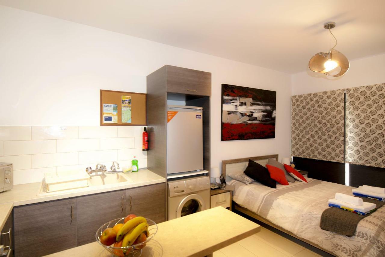 Green Valley Modern Studio Limasol Dış mekan fotoğraf