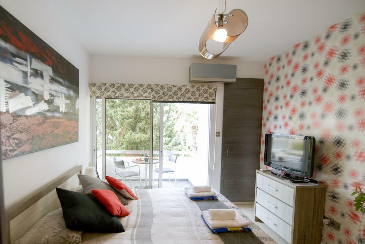 Green Valley Modern Studio Limasol Dış mekan fotoğraf