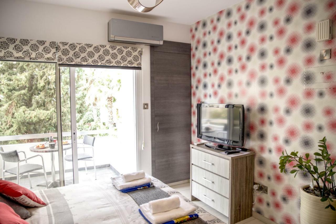 Green Valley Modern Studio Limasol Dış mekan fotoğraf