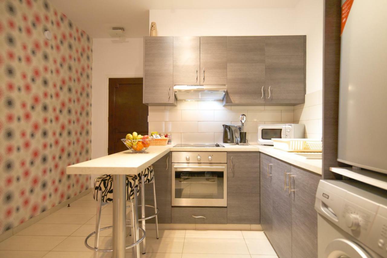 Green Valley Modern Studio Limasol Dış mekan fotoğraf