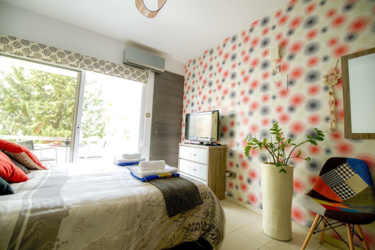 Green Valley Modern Studio Limasol Dış mekan fotoğraf